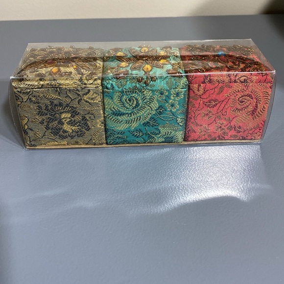 2 sets of Pier 1 beaded boxes - Picture 3 of 10